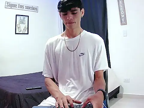 harrytomson 1 online show from 11-29-25, 11:52