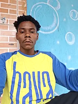 Snapshot of Percybr4561 chatting on 12-17-25, 04:35 Percybr4561 online show from 12-17-25, 04:35