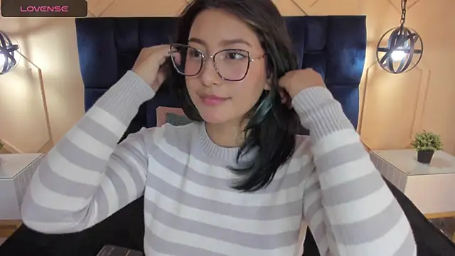 Snapshot of Yazmin_rouse chatting on 01-17-25, 05:41 Yazmin rouse online show from 01-17-25, 05:41