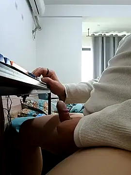 Snapshot of DDYY12341 chatting on 10-26-25, 04:29 DDYY12341 online show from 10-26-25, 04:29