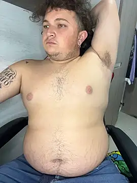 AndresChuboi online show from 11-25-25, 06:19