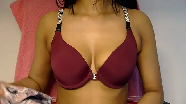 Snapshot of sexyrita chatting on 03-16-25, 12:33 sexyrita online show from 03-16-25, 12:33