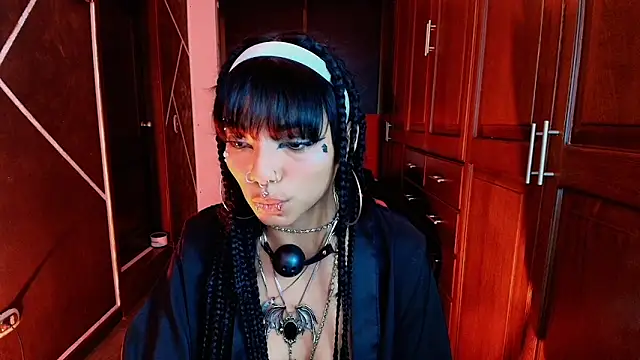 Snapshot of SexyNaf chatting on 03-11-25, 01:16 SexyNaf online show from 03-11-25, 01:16