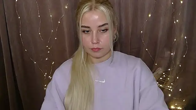 KristyHoney online show from 12-19-24, 04:24