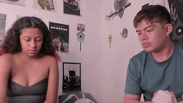 Snapshot of hothoneychile chatting on 12-11-24, 03:02 hothoneychile online show from 12-11-24, 03:02