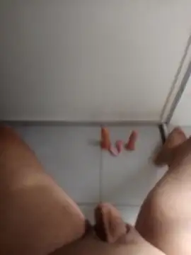 jhondivulga18 online show from 04-15-26, 03:52