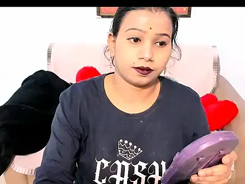 Snapshot of kendracox21 chatting on 02-03-26, 04:21 kendracox21 online show from 02-03-26, 04:21