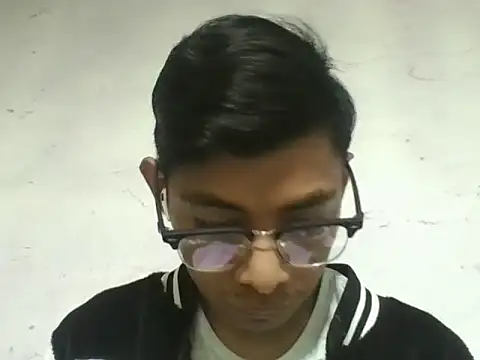 Snapshot of alexof_sun chatting on 12-15-25, 11:42 alexof sun online show from 12-15-25, 11:42