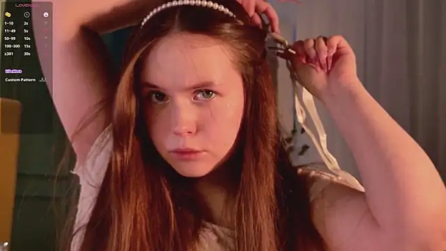 SunnyRisha online show from 10-20-25, 05:08