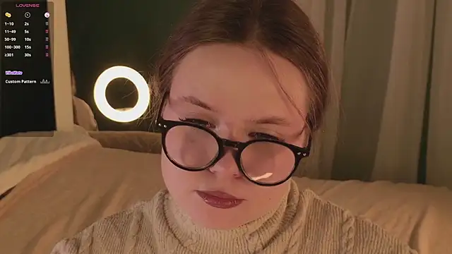 SunnyRisha online show from 11-21-25, 05:17