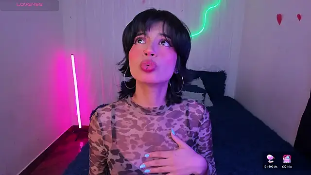 Snapshot of CelesteXCute chatting on 03-11-26, 10:05 CelesteXCute online show from 03-11-26, 10:05