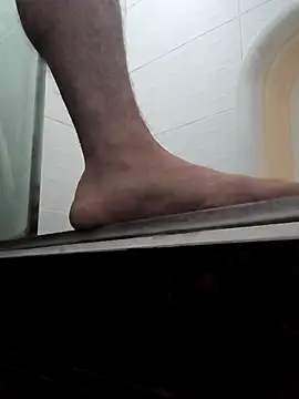 webothtwo online show from 10-10-25, 12:48