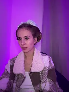 Snapshot of CherieDane chatting on 11-03-25, 01:51 CherieDane online show from 11-03-25, 01:51