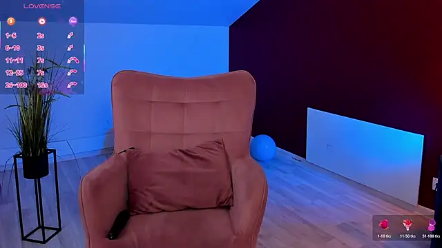 Snapshot of CherieDane chatting on 11-16-25, 01:17 CherieDane online show from 11-16-25, 01:17