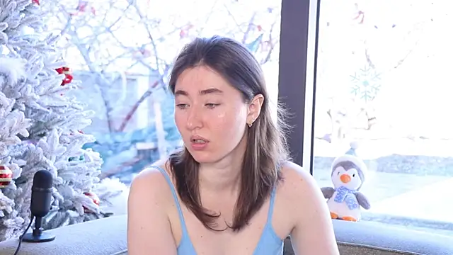 Snapshot of GentleSparkMay chatting on 01-13-25, 08:15 GentleSparkMay online show from 01-13-25, 08:15