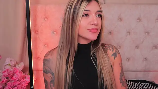 Snapshot of ashleyvalirya chatting on 01-31-25, 07:07 ashleyvalirya online show from 01-31-25, 07:07