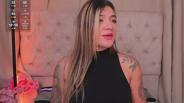 Snapshot of ashleyvalirya chatting on 03-04-25, 09:51 ashleyvalirya online show from 03-04-25, 09:51