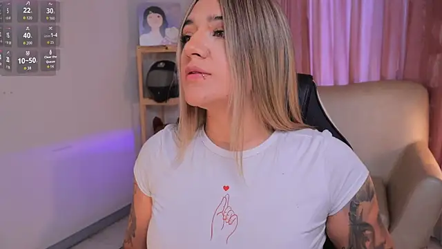 Snapshot of ashleyvalirya chatting on 09-30-25, 08:36 ashleyvalirya online show from 09-30-25, 08:36