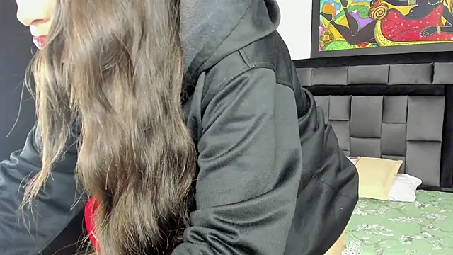 Snapshot of tatiana_valencia chatting on 02-06-25, 02:58 tatiana valencia online show from 02-06-25, 02:58