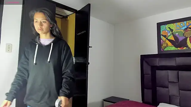 Snapshot of tatiana_valencia chatting on 02-07-25, 11:34 tatiana valencia online show from 02-07-25, 11:34