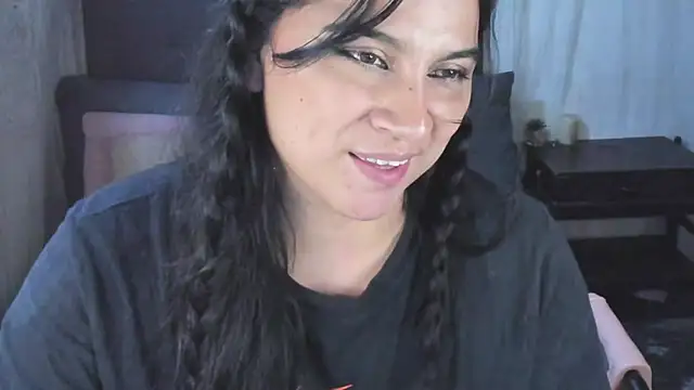 Snapshot of Judychase2 chatting on 02-02-25, 10:28 Judychase2 online show from 02-02-25, 10:28