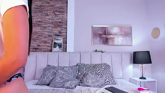 Snapshot of lyzzi_smith01 chatting on 10-23-25, 08:07 lyzzi smith01 online show from 10-23-25, 08:07