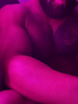 moody1996- online show from 12-13-24, 05:00