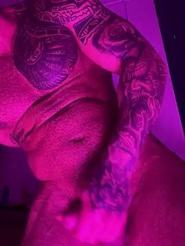 moody1996- online show from 02-04-25, 03:44