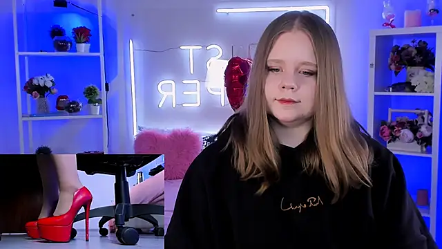 footfetish baby online show from 03-02-25, 08:50