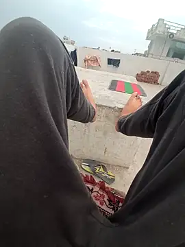 Snapshot of tall_nangu chatting on 02-19-25, 12:33 tall nangu online show from 02-19-25, 12:33