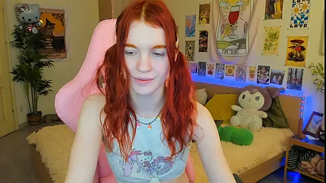Snapshot of Sunny_Elly chatting on 02-04-25, 01:16 Sunny Elly online show from 02-04-25, 01:16