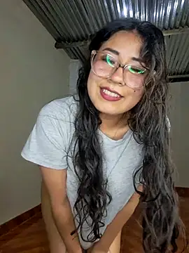 Snapshot of MishuColfer chatting on 01-17-26, 03:00 MishuColfer online show from 01-17-26, 03:00