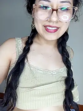 Snapshot of MishuColfer chatting on 02-14-26, 02:52 MishuColfer online show from 02-14-26, 02:52