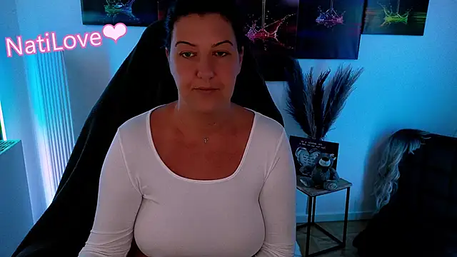 Snapshot of NatiLove35 chatting on 10-26-25, 07:03 NatiLove35 online show from 10-26-25, 07:03