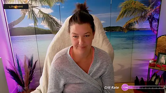 Snapshot of NatiLove35 chatting on 12-18-25, 11:27 NatiLove35 online show from 12-18-25, 11:27