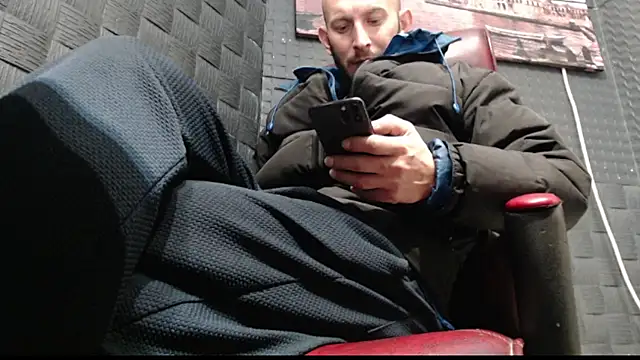 hardbigcock16 online show from 11-25-25, 07:30