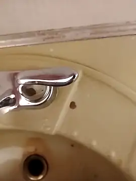 rober245 online show from 04-21-26, 01:42