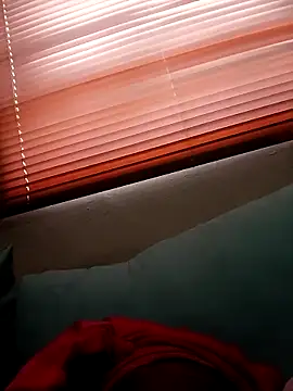 Snapshot of queenxdede chatting on 11-14-25, 08:46 queenxdede online show from 11-14-25, 08:46