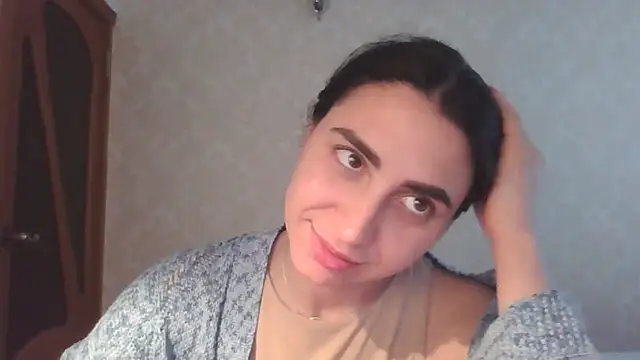 Snapshot of Kashtanka_ chatting on 05-13-26, 08:55 Kashtanka online show from 05-13-26, 08:55