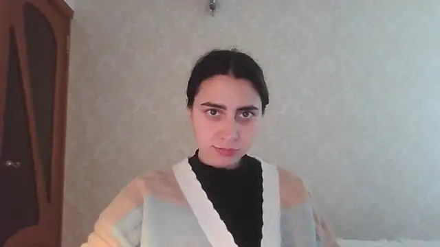 Snapshot of Kashtanka_ chatting on 05-18-26, 07:03 Kashtanka online show from 05-18-26, 07:03