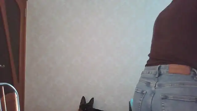 Snapshot of Kashtanka_ chatting on 05-21-26, 07:26 Kashtanka online show from 05-21-26, 07:26