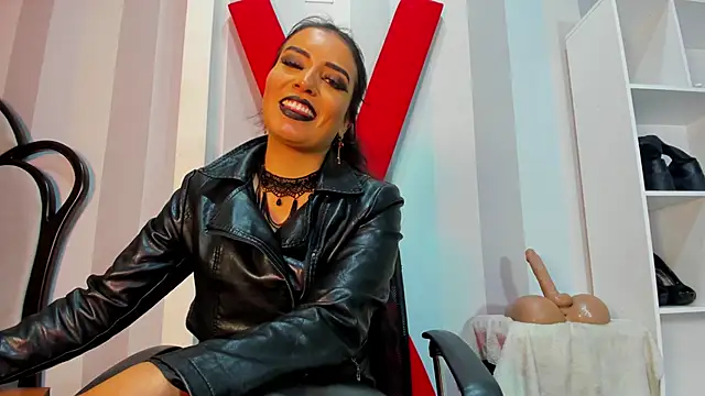 MeliizaQueen online show from 03-11-25, 10:42