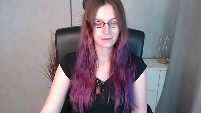 emmaxDelight online show from 01-13-25, 10:14