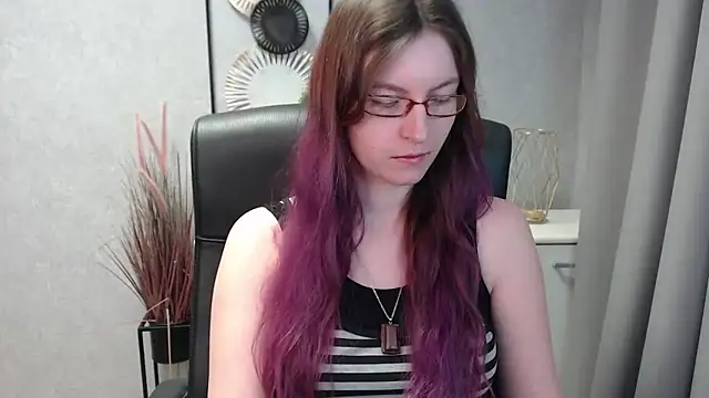 emmaxDelight online show from 01-23-25, 10:11