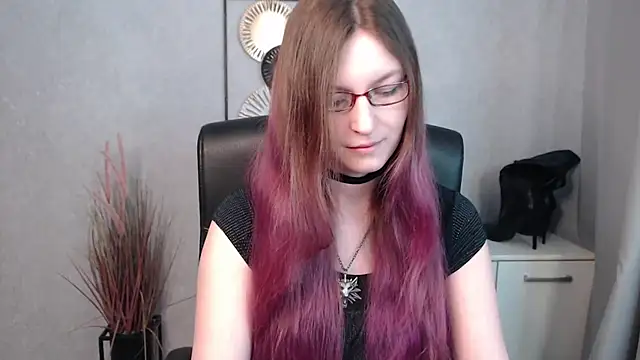 emmaxDelight online show from 03-15-25, 07:42