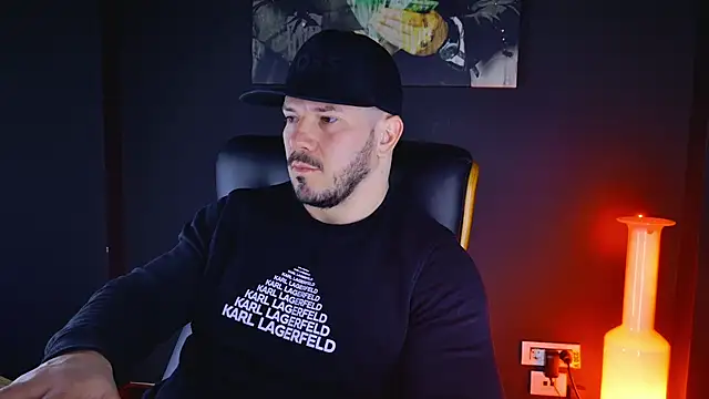 AngeloEric online show from 01-08-25, 06:41