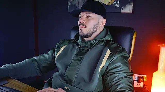 AngeloEric online show from 01-30-25, 04:58