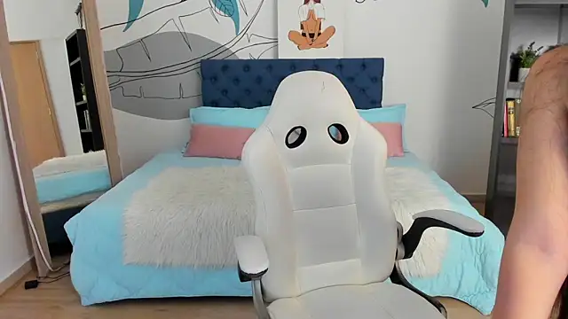 Snapshot of zoe_turnner_18 chatting on 09-21-25, 07:37 zoe turnner 18 online show from 09-21-25, 07:37