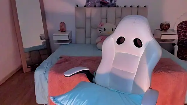 Snapshot of zoe_turnner_18 chatting on 10-06-25, 11:40 zoe turnner 18 online show from 10-06-25, 11:40