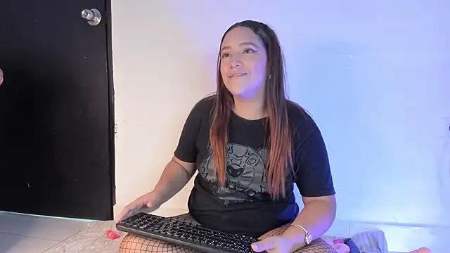 aprill21  online show from 02-04-25, 01:48